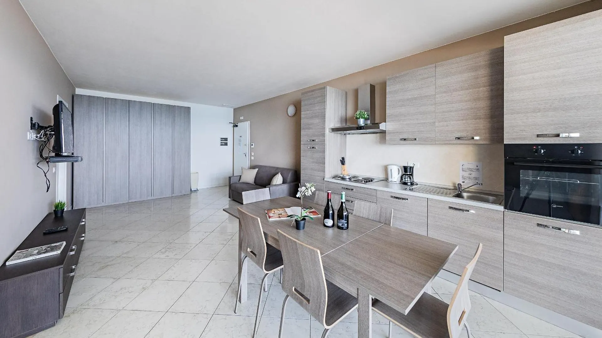 Residenza Miralago III By Wonderful Italy Desenzano del Garda Apartment